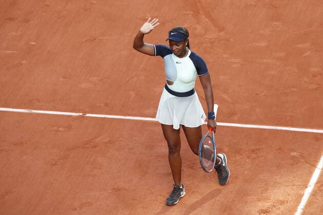 Sloane Stephens (USA) Vs Diane Parry (FRA) TENNIS : Roland-Garros - 27 05 2022 MichaelBaucher Panoramic 