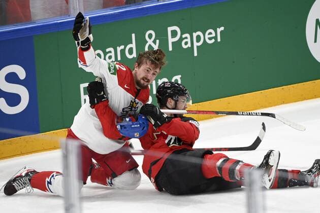 Jiri Cernoch of Czech Republic (L) and Damon Severson of Canada during the 2022 IIHF Ice hockey, Eishockey World Championships semi-final match between Canada and Czech Republic in Tampere on May 28th, 2022. Tampere Finland LKFTJK20220528184328DBEU  Copyright: xEmmixKorhonenx