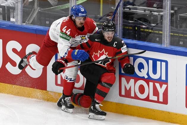 Matej Stransky of Czech Republic (L) and Thomas Chabot of Canada during the 2022 IIHF Ice hockey, Eishockey World Championships semi-final match between Canada and Czech Republic in Tampere on May 28th, 2022. Tampere Finland LKFTJK20220528192030RCEH  Copyright: xEmmixKorhonenx