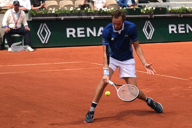 May 28, 2022, PARIS, France: DANIIL MEDVEDEV of Russia return the ball to MIOMIR KECMANOVIC of Serbia during the Day 7 of the French Open 2022, Grand Slam tennis tournament at the Roland Garros Stadium - Paris France..Daniil Medvedev won : 6:2 6:4 6:2 PARIS France - ZUMAp119 20220528_zaf_p119_150 Copyright: xPierrexSteveninx
