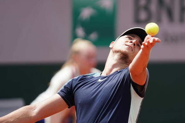 May 28, 2022, PARIS, France: MIOMIR KECMANOVIC of Serbia return the ball to DANIIL MEDVEDEV of Russia during the Day 7 of the French Open 2022, Grand Slam tennis tournament at the Roland Garros Stadium - Paris France..Daniil Medvedev won : 6:2 6:4 6:2 PARIS France - ZUMAp119 20220528_zaf_p119_170 Copyright: xPierrexSteveninx