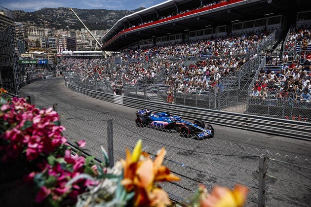 14 ALONSO Fernando (spa), Alpine F1 Team A522, action during the Formula 1 Grand Prix de Monaco 2022, 7th round of the 2022 FIA Formula One World Championship, WM, Weltmeisterschaft on the Circuit de Monaco, from May 27 to 29, 2022 in Monte-Carlo, Monaco - F1 - MONACO GRAND PRIX 2022 DPPI Panoramic  00122018__R5_1985