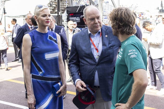 VETTEL Sebastian (ger), Aston Martin F1 Team AMR22, portrait Alberto II prince of Monaco and Charlene, Princess of Monaco during the Formula 1 Grand Prix de Monaco 2022, 7th round of the 2022 FIA Formula One World Championship, WM, Weltmeisterschaft on the Circuit de Monaco, from May 27 to 29, 2022 in Monte-Carlo, Monaco - F1 - MONACO GRAND PRIX 2022 DPPI Panoramic  00122018__R5_2339