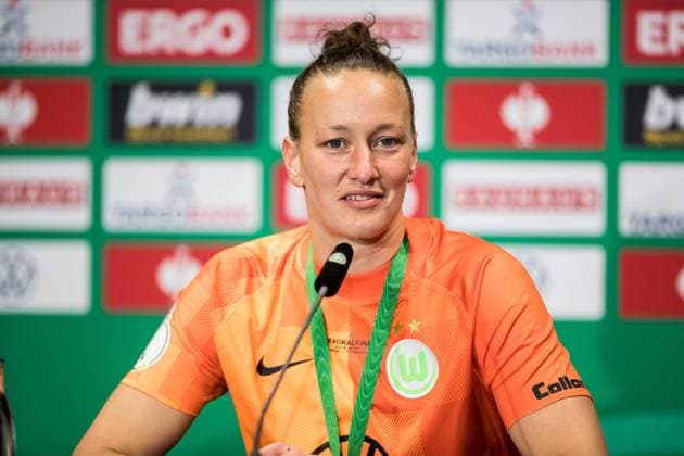 DFB Pokal womens final, VfL Wolfsburg 1 FFC Turbine Potsdam 28 05 2022 Almuth Schult 1, VfL Wolfsburg in the press conference DFB Pokal womens final, VfL Wolfsburg 1 FFC Turbine Potsdam, Cologne, RheinenergieStadion DFB REGULATIONS PROHIBIT ANY USE OF PHOTOGRAPHS AS IMAGE SEQUENCES AND OR QUASI VIDEO Copyright: xBEAUTIFULxSPORTS Wunderlx