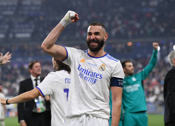 Football CHL FINALE 2021 2022 Final in Paris 28 05 2022 FC Liverpool Real Madrid Karim Benzema Real Madrid rejoices over the victory of the Champions League