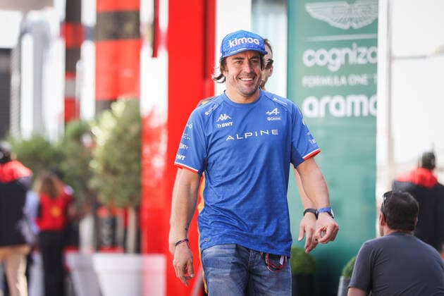 ALONSO Fernando (spa), Alpine F1 Team A522, portrait during the Formula 1 Grand Prix de Monaco 2022, 7th round of the 2022 FIA Formula One World Championship, WM, Weltmeisterschaft on the Circuit de Monaco, from May 27 to 29, 2022 in Monte-Carlo, Monaco - F1 - MONACO GRAND PRIX 2022 - Race DPPI Panoramic  00122019_AV6_9833