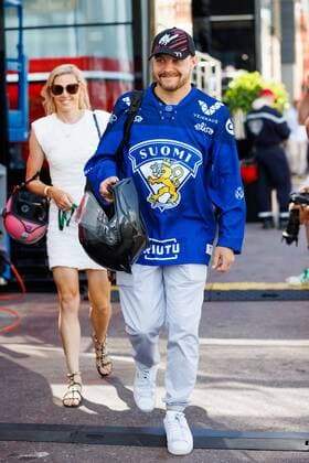 Valtteri Bottas Alfa Romea F1 Team with Hockey Jersey of Finland, Monaco Grand Prix 2022, Motorsport, Formula 1, 29 05 2022 Monaco Grand Prix 2022, Motorsport, Formula 1, 29 05 2022 Monte Carlo Copyright: xEibner-Pressefoto AlexanderxNeisx EP_ANS