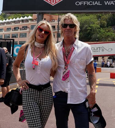 FORMULA 1 GRAND PRIX DE MONACO 2022 29 05 2022, Monaco Circuit, Monte Carlo, FORMULA 1 GRAND PRIX DE MONACO 2022 , in the picture Michael Andrew Duff McKagan, bass player of the rock band Guns N Roses with wife nordphotoxGmbHx xBratic nph00250