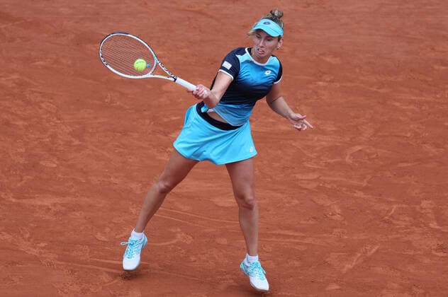 Belgian Elise Mertens pictured in action during a tennis match between Belgian Mertens and American Gauff, in the women s fourth round at the Roland Garros French Open tennis tournament, in Paris, France, Sunday 29 May 2022. This year s tournament takes place from 22 May to 5 June. BENOITxDOPPAGNE  x35606053x