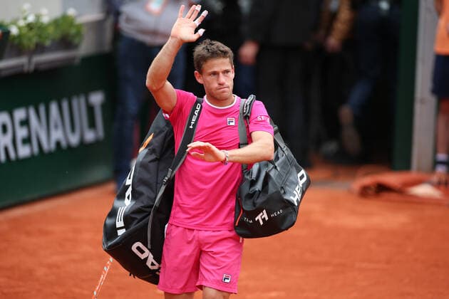 2022 French Open - Day Eight Diego Schwartzman after his match against Novak Djokovic on Suzanne Lenglen court in the 2022 French Open 4th Round PARIS France  Copyright: xIbrahimxEzzatx originalFilename:ezzat-notitle220529_npY8B.jpg