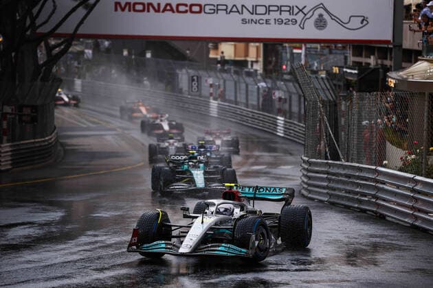 44 HAMILTON Lewis (gbr), Mercedes AMG F1 Team W13, action during the Formula 1 Grand Prix de Monaco 2022, 7th round of the 2022 FIA Formula One World Championship, WM, Weltmeisterschaft on the Circuit de Monaco, from May 27 to 29, 2022 in Monte-Carlo, Monaco - F1 - MONACO GRAND PRIX 2022 - Race DPPI Panoramic  _R5_4282