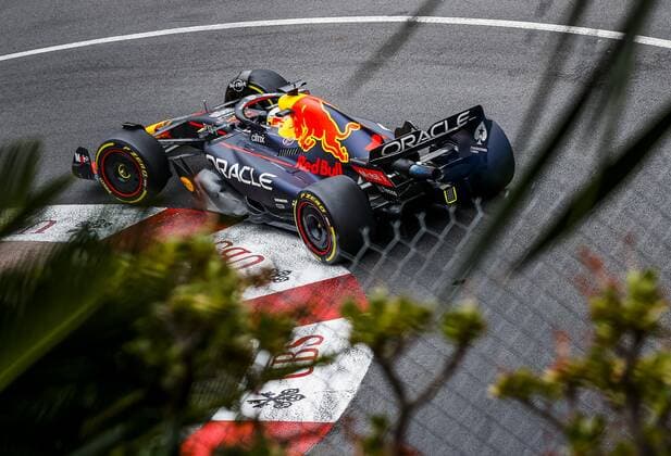 MONTE CARLO Max Verstappen 1 with the Oracle Red Bull Racing RB18 Honda during the F1 Grand Prix of Monaco at Circuit de Monaco on May 29, 2022 in Monte Carlo, Monaco REMKO DE WAAL F1 Grand Prix of Monaco, RACE 2022 xVIxANPxSportx xxANPxIVx 449511555 originalFilename: 449511555.jpg