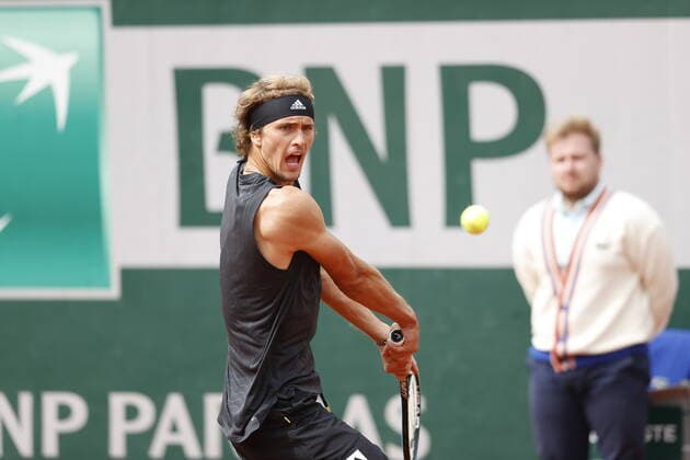 29 05 2022, Tennis, French Open 2022 Roland Garros, FRA, Paris, Roland Garros picture v li Alexander Zverev GER Copyright: HMBxMedia AntonioxBorga