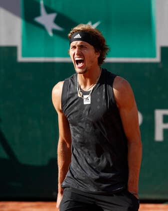 French Open 2022, Alexander Zverev GER cheers after victory, jubilation, joy, emotion Tennis French Open 2022 Grand Slam ATP WTA ITF Roland Garros Paris France 29 May 2022 Copyright: xJuergenxHasenkopfx