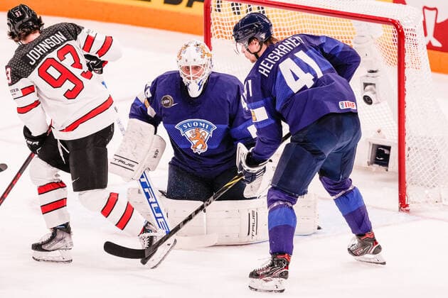 TAMPERE, FINLAND MAY 29 goalkeeper Jussi Olkinuora of Finland M in action during the 2022 IIHF Ice Hockey World Championship match between Finland and Canada at Nokia Arena on May 29, 2022 in Tampere, Finland Tampere Nokia Arena Finland  Copyright: xJustPictures.ch JarixPestelaccix