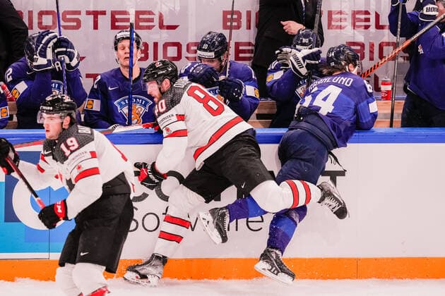 TAMPERE, FINLAND MAY 29 Mikael Granlund of Finland R against Pierre Luc Dubois of Canada L during the 2022 IIHF Ice Hockey World Championship match between Finland and Canada at Nokia Arena on May 29, 2022 in Tampere, Finland Tampere Nokia Arena Finland  Copyright: xJustPictures.ch JarixPestelaccix