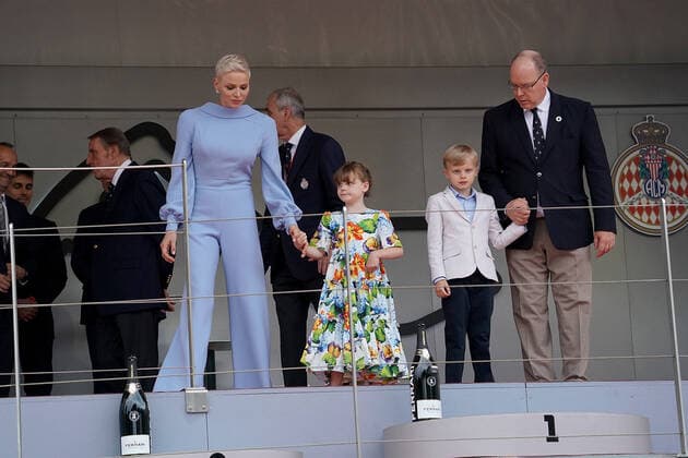 FORMULA 1 GRAND PRIX DE MONACO 2022 29 05 2022, Monaco Circuit, Monte Carlo, FORMULA 1 GRAND PRIX DE MONACO 2022 , in the picture Charlene Lynette Grimaldi, Princess of Monaco, daughter Gabriella of Monaco, son Jacques of Monaco, Albert II Prince of Monaco nordphotoxGmbHx xBratic nph00250