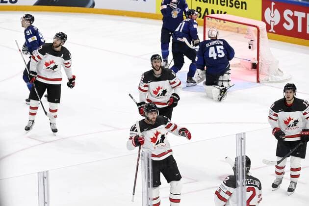 Eishockey, WM Finale, Finnland - Kanada Players of Canada react after their 2-3 goal during the 2022 IIHF Ice hockey, Eishockey World Championships final match between Finland and Canada in Tampere, on May 29th, 2022. Tampere Finland LKFTJK20220529223112SWYW  Copyright: xEmmixKorhonenx