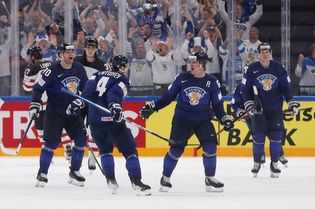 Eishockey, WM Finale, Finnland - Kanada Mikael Granlund 64, FIN celebrating a goal during the 2022 IIHF Ice hockey, Eishockey World Championship, WM, Weltmeisterschaft Gold medal match between Finland and Canada at the Nokia Arena on 29. May 2022 in Tampere, Finland. (Kalle Parkkinen Newspix24)  Copyright: xKallexParkkinenx np2429055502113