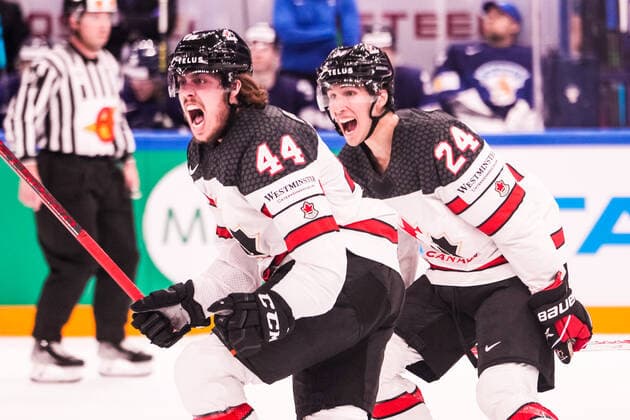 TAMPERE, FINLAND MAY 29 Max Comtois of Canada L celebrates his goal during the 2022 IIHF Ice Hockey World Championship match between Finland and Canada at Nokia Arena on May 29, 2022 in Tampere, Finland Tampere Nokia Arena Finland  Copyright: xJustPictures.ch JarixPestelaccix