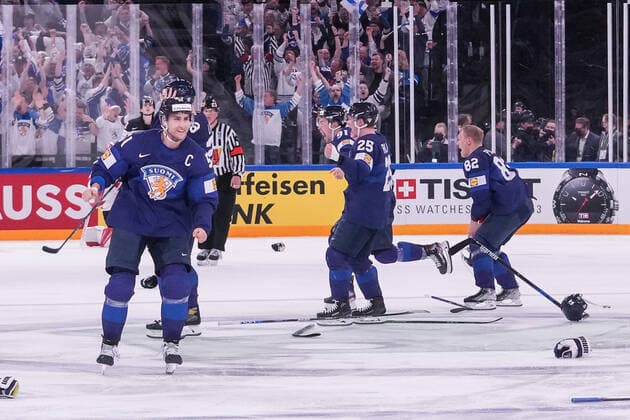 TAMPERE, FINLAND MAY 29 Finland squad is word champion 2022 during the 2022 IIHF Ice Hockey World Championship match between Finland and Canada at Nokia Arena on May 29, 2022 in Tampere, Finland Tampere Nokia Arena Finland  Copyright: xJustPictures.ch JarixPestelaccix