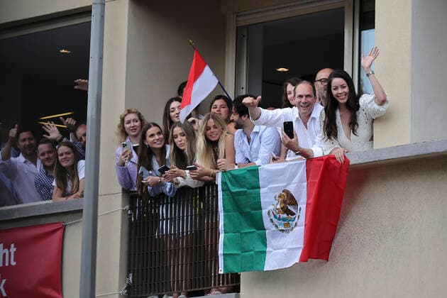 spectators, fans during the Formula 1 Grand Prix de Monaco 2022, 7th round of the 2022 FIA Formula One World Championship, WM, Weltmeisterschaft on the Circuit de Monaco, from May 27 to 29, 2022 in Monte-Carlo, Monaco - F1 - MONACO GRAND PRIX 2022 - Race DPPI Panoramic  0012201908298