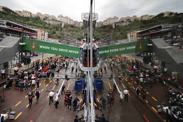 Race stopped, pitlane, during the Formula 1 Grand Prix de Monaco 2022, 7th round of the 2022 FIA Formula One World Championship, WM, Weltmeisterschaft on the Circuit de Monaco, from May 27 to 29, 2022 in Monte-Carlo, Monaco - F1 - MONACO GRAND PRIX 2022 - Race DPPI Panoramic  0012201907564