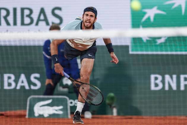 TENNIS - French Open 2022 PARIS,FRANCE,29.MAY.22 - TENNIS - ATP, Tennis Herren World Tour, French Open, Roland Garros, Grand Slam. Image shows Karen Khachanov ( ).  GEPAxpictures xPatrickxSteiner
