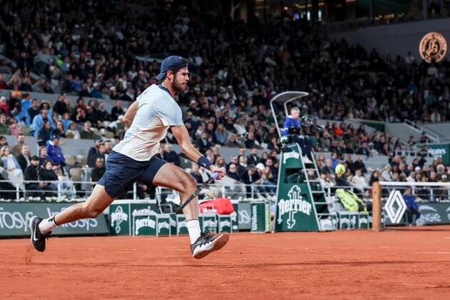 TENNIS - French Open 2022 PARIS,FRANCE,29.MAY.22 - TENNIS - ATP, Tennis Herren World Tour, French Open, Roland Garros, Grand Slam. Image shows Karen Khachanov ( ).  GEPAxpictures xPatrickxSteiner