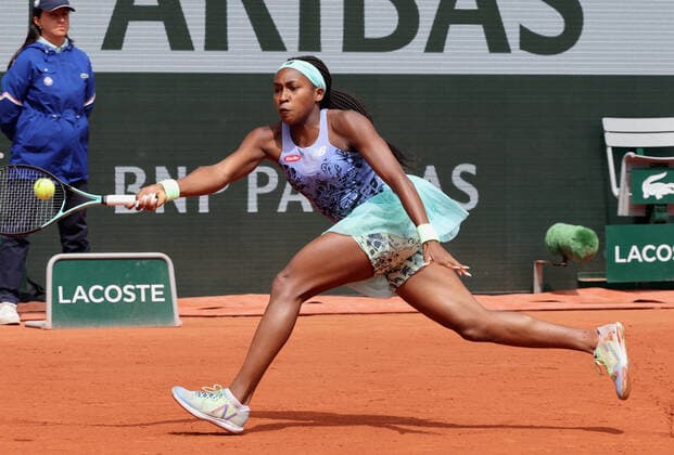US Coco Gauff returns the ball to Elise Mertens of Belgium during their French Tennis Open match at Roland Garros near Paris, France, on Sunday May 29, 2022. Gauff won 6-3, 4-6, 6-3.  PAR20220529109 MAYAxVIDON-WHITE