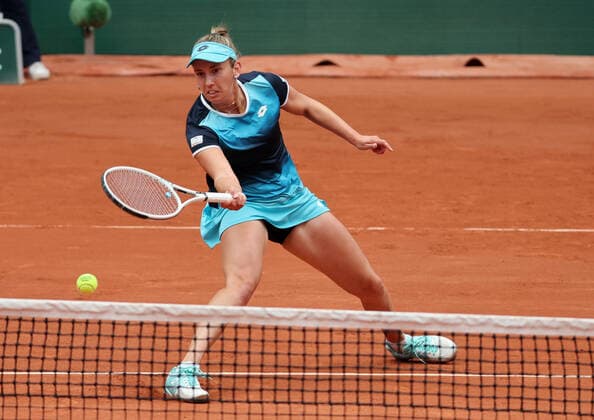 Elise Mertens of Belgium returns the ball to US Coco Gauff during their French Tennis Open match at Roland Garros near Paris, France, on Sunday May 29, 2022. Gauff won 6-3, 4-6, 6-3.  PAR20220529117 MAYAxVIDON-WHITE