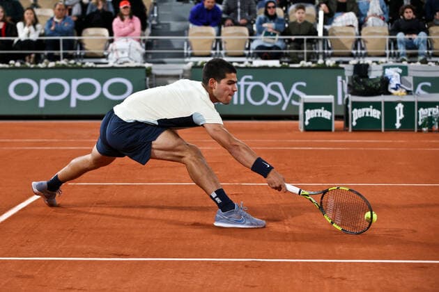 Roland Garros 2022 PARIS, IF - 29.05.2022: ROLAND GARROS 2022 - Carlos Alcaraz (ESP) during the Roland Garros 2022 tournament held in Paris, France. (Photo: Andre Chaco Fotoarena) x2212778x  AndrexChaco