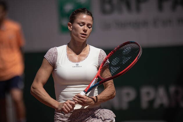 Daria KASATKINA (RUS) contre Camila GIORGI (ITA) TENNIS : Roland Garros 2022 - 1 8e de finale - 30 05 2022 AurelienMorissard Panoramic 