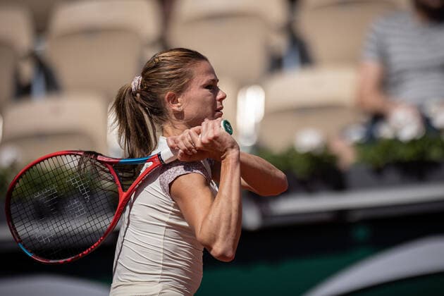 Daria KASATKINA (RUS) contre Camila GIORGI (ITA) TENNIS : Roland Garros 2022 - 1 8e de finale - 30 05 2022 AurelienMorissard Panoramic 