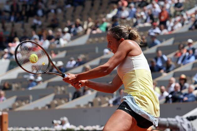 US Madison Keys returns the ball to Russian Veronika Kudermetova during their French Tennis Open match at Roland Garros near Paris, France, on Monday, May 30, 2022. Kudermetova won 1-6, 6-3, 6-1.  PAR20220530106 MAYAxVIDON-WHITE