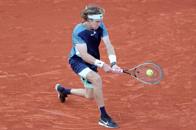 30th May 2022; Roland Garros, Paris, France: French Open Tennis tournament: Andrey Rublev in action against Jannik Sinner (ITA)  ActionPlus12395300 JonxBromley