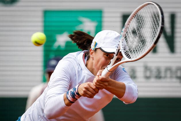 May 30, 2022, Paris, France, France: IGA SWIATEK of Poland during the Day nine of Roland-Garros 2022, French Open 2022, Grand Slam tennis tournament at the Roland-Garros stadium. Swiatek won 6-7, 6-0, 6-2. Paris France - ZUMAm308 20220530_zsp_m308_033 Copyright: xMatthieuxMirvillex