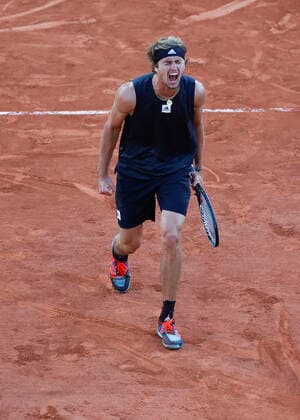 French Open 2022, Alexander Zverev cheers after his victory, cheers, emotion Tennis French Open 2022 Grand Slam ATP WTA ITF Roland Garros Paris France 31 May 2022 Copyright: xJuergenxHasenkopfx