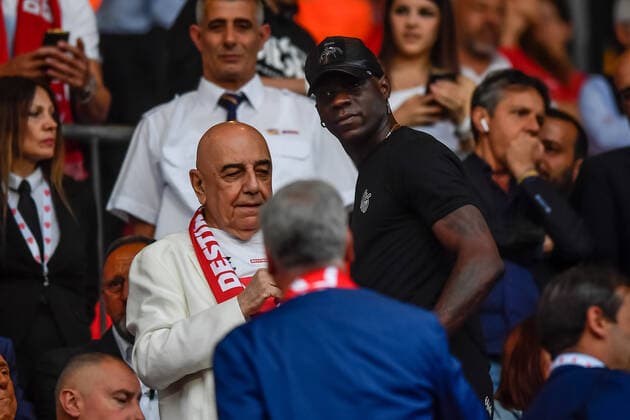 Photo Claudio Furlan LaPresse 31 May 2022 Monza (Italy) News Berlusconi s Monza promoted to Serie A for first time in club history.In the pic: Adriano Galliani and Mario Balotelli during the party at the Brianteo Stadium  Copyright: xClaudioxFurlan LaPressex