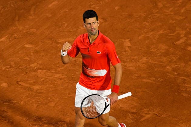 Attitude - Joie de Novak Djokovic ( Serbie ) TENNIS : Roland Garros 2022 - Internationaux de France - 31 05 2022 FedericoPestellini Panoramic 