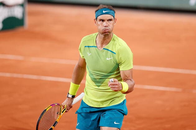 31 05 2022, tennis, French Open 2022 Roland Garros, FRA, Paris, Roland Garros picture v l Rafael Nadal ESP winning fist, cheering Copyright: HMBxMedia AntonioxBorga