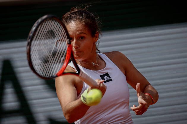 Daria KASATKINA (RUS) contre Veronika KUDERMETOVA (RUS) TENNIS : Roland Garros 2022 - 1 4e de finale - 01 06 2022 AurelienMorissard Panoramic 