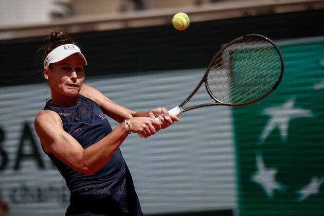 Veronika KUDERMETOVA (RUS) contre Daria KASATKINA (RUS) TENNIS : Roland Garros 2022 - 1 4e de finale - 01 06 2022 AurelienMorissard Panoramic 