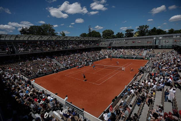 Caroline GARCIA (FRA) et Kristina MLADENOVIC (FRA) contre Yifan XU (CHN) et Zhaoxuan YANG (CHN) TENNIS : Roland Garros 2022 - Double Dames - 1 4 de finale - 01 06 2022 AurelienMorissard Panoramic 