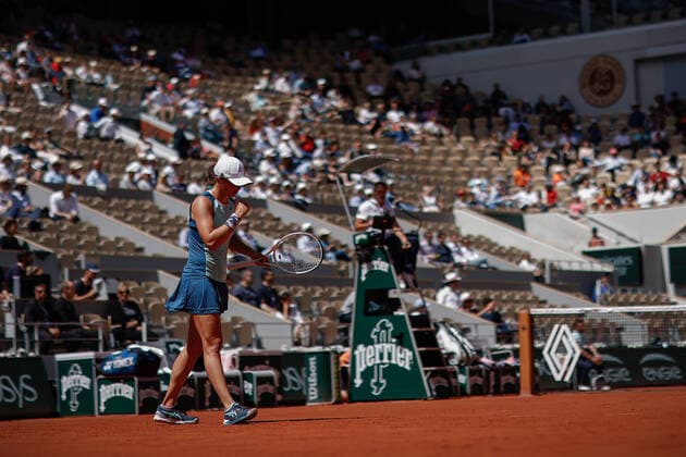 Iga SWIATEK (POL) contre Jessica PEGULA (USA) TENNIS : Roland Garros 2022 - 1 4e de finale - 01 06 2022 AurelienMorissard Panoramic 