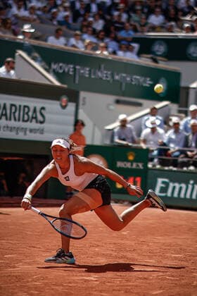 Jessica PEGULA (USA) contre Iga SWIATEK (POL) TENNIS : Roland Garros 2022 - 1 4e de finale - 01 06 2022 AurelienMorissard Panoramic 