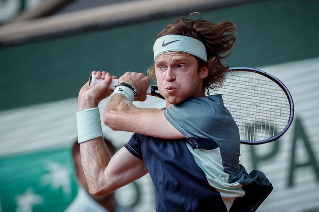 Andrey RUBLEV (RUS) contre Marin CILIC (CRO) TENNIS : Roland Garros 2022 - 1 4e de finale - 01 06 2022 AurelienMorissard Panoramic 