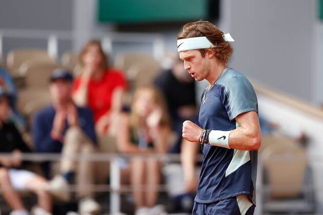 01 06 2022, tennis, French Open 2022 Roland Garros, FRA, Paris, Roland Garros image v l Andrei Andreyevich Rublyov Copyright: HMBxMedia AntonioxBorga