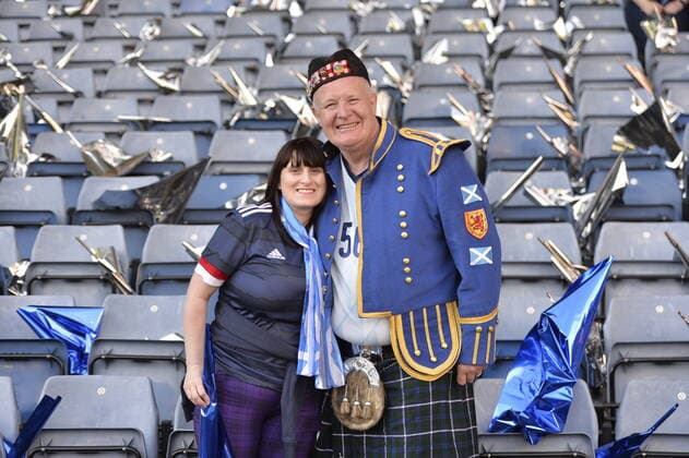 Scotland v Ukraine 2022 FIFA World Cup, WM, Weltmeisterschaft, Fussball Qualifiers Fans of Scotland pre-match during the 2022 FIFA World Cup play-off semi final match at Hampden Park, Glasgow Content Not Available For UK Newspapers Copyright: xJamiexJohnstonx FIL-16963-0034 UK Newspapers OUT