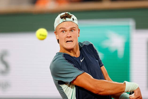 01 06 2022, Tennis, French Open 2022 Roland Garros, FRA, Paris, Roland Garros Image v l Holger Rune DK Copyright: HMBxMedia AntonioxBorga
